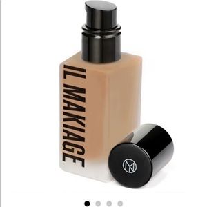 IL Makiage Woke Up Like This Foundation. Shade# 100